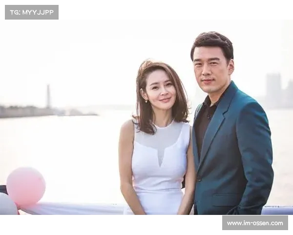 杨鸣指导与粉丝互动的幽默瞬间全记录 笑点不断欢乐十足 杨鸣指导与粉丝互动的幽默瞬间全记录 笑点不断欢乐十足